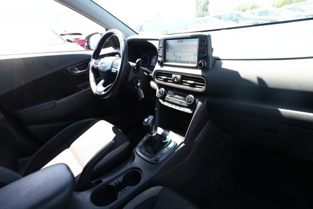 Hyundai KONA YES! 1.0 T-GDI 120 Nav PDC LaneAs Temp 17Z 
