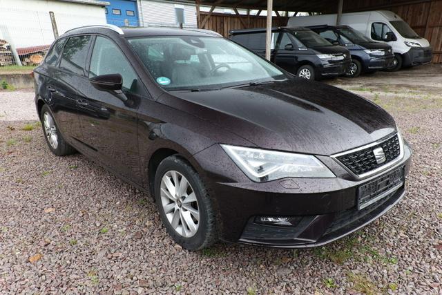 Seat Leon Sportstourer - Style ST 1.6 TDI 116 Leder Nav LED PDC AHK
