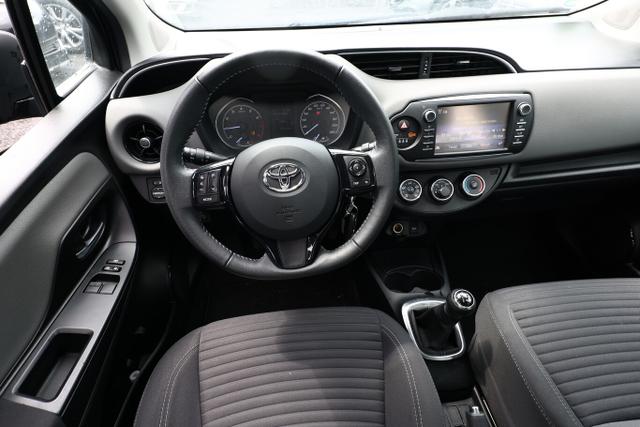 Toyota Yaris Comfort 1.0 VVT-i 72 Kam. 