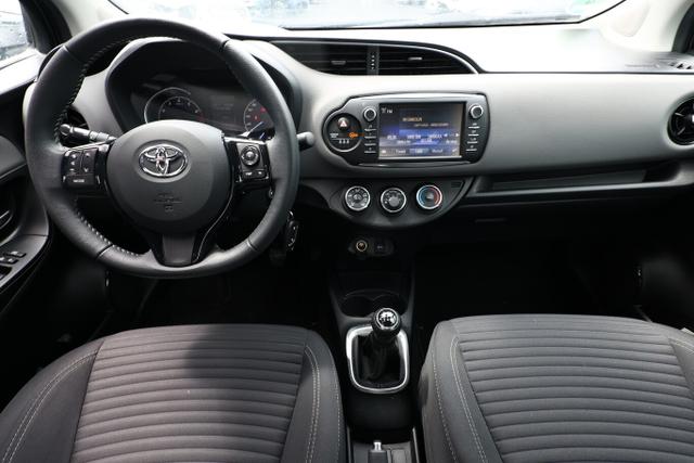 Toyota Yaris Comfort 1.0 VVT-i 72 Kam. 