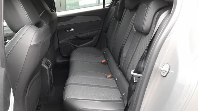 Peugeot 308 130 EAT8 Allure Nav Keyl 360° ACC SHZ PDC 