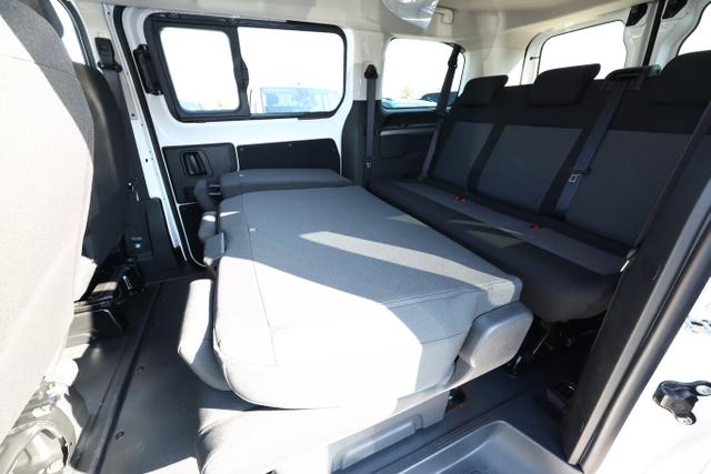 Peugeot Expert Kombi L2 180 EAT8 Nav Kam AHK LED 8-S HFT 