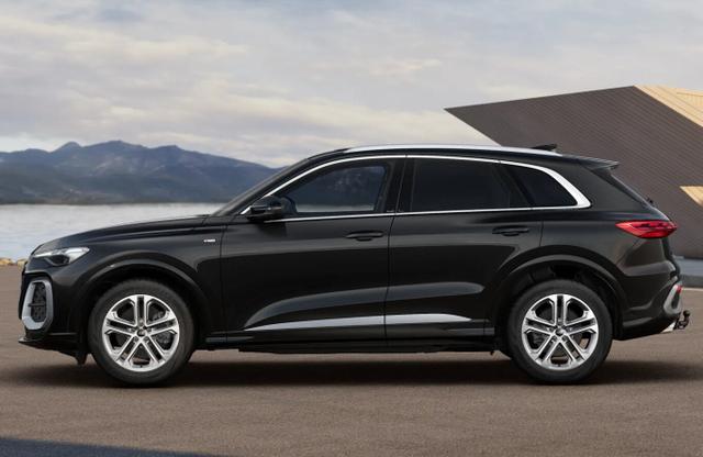 Audi Q5 S line TDI neues Modell Tech+ Pano AHK PrivG 