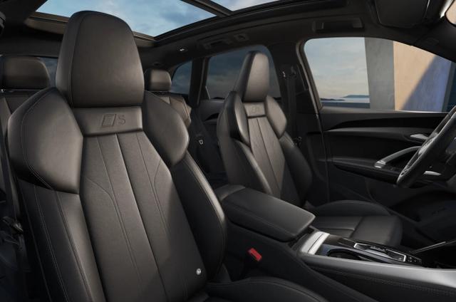Audi Q5 S line TDI 2xS neues Modell Tech Pano AHK 20Z 