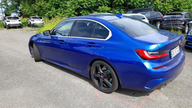 BMW 3er M Sport 320d Steptronic Laser HUD Leder AHK 19Z 