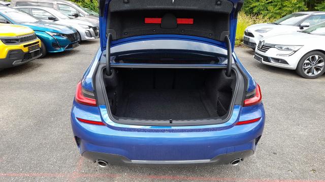 BMW 3er M Sport 320d Steptronic Laser HUD Leder AHK 19Z 