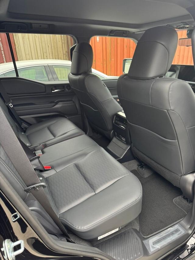 Toyota Land Cruiser 2.8 D4-D 204 Aut 4x4 Pano Nav JBL 