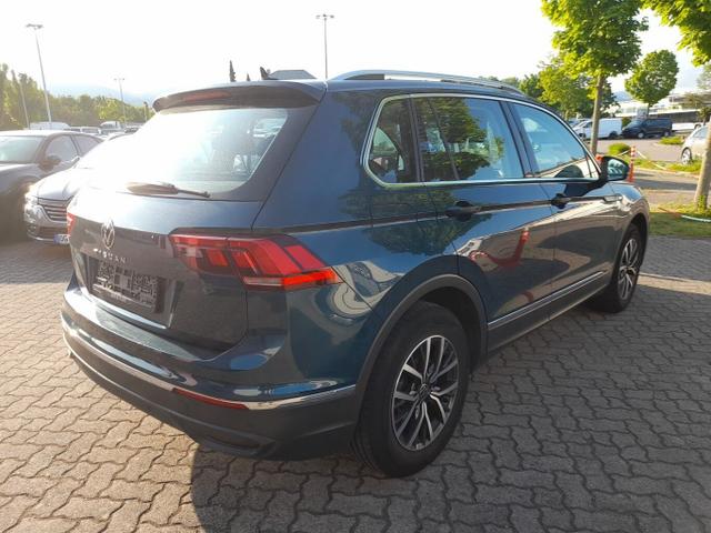Volkswagen Tiguan LIFE 1.5 TSI 150 Pano AHK ParkAs AppC SHZ 