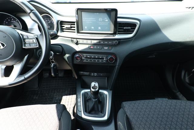 Kia Ceed Sportswagon SW 1.4 TGDI 140 Kam PDC Klimaaut. LaneAs 