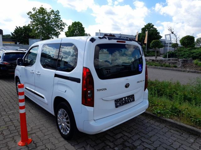 Toyota Proace City Verso Shuttle 1.5 D-4D 102 