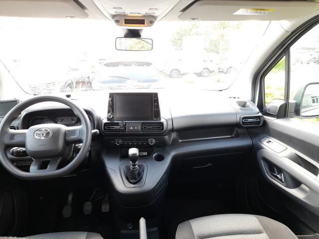Toyota Proace City Verso Shuttle 1.5 D-4D 102 