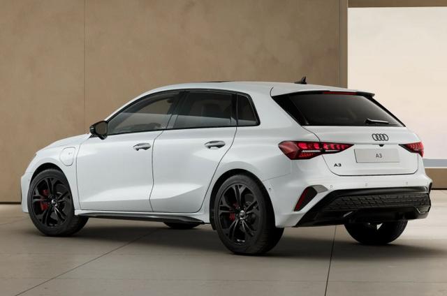 A3 Sportback S line TFSI e 272 2xS Dinam. Nav Pano 