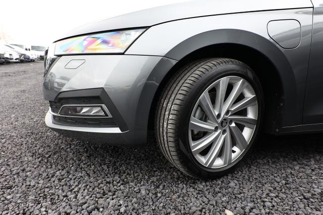 Skoda Octavia PHEV 204 DSG Matrix Nav eHk Kessy ACC 