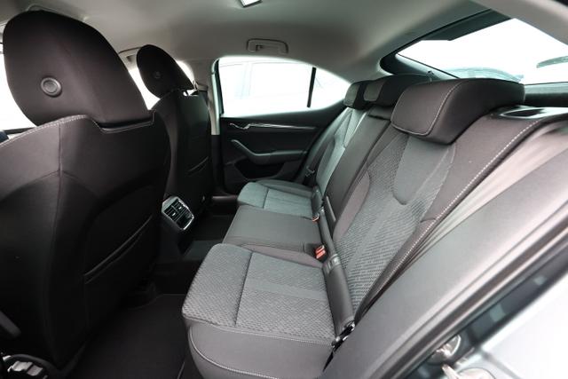 Skoda Octavia PHEV 204 DSG Matrix Nav eHk Kessy ACC 