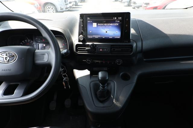 Toyota Proace City Verso Shuttle 1.5 D-4D 102 