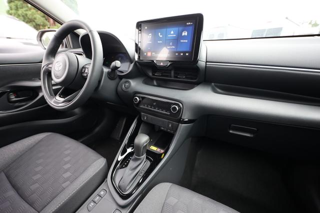 Yaris 1.5 HEV 116 E-CVT ACC SHZ LED SafetyP Kam 