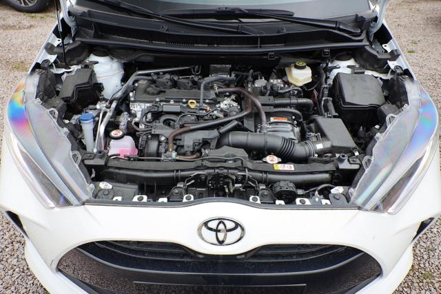 Yaris 1.5 HEV 116 E-CVT ACC SHZ LED SafetyP Kam 