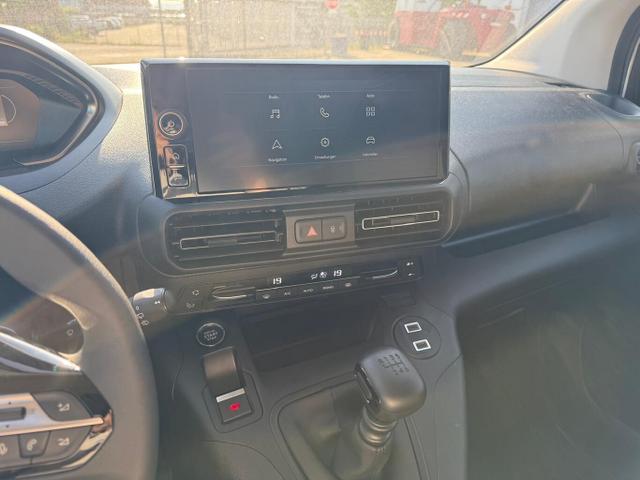 Partner 100 L1 Touchscreen Keyless PDC MirrorL 