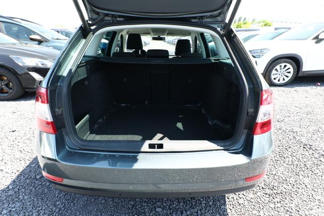 Skoda Octavia Combi Ambition 2.0 TDI 150 DSG Nav eHk PDC 16Z 