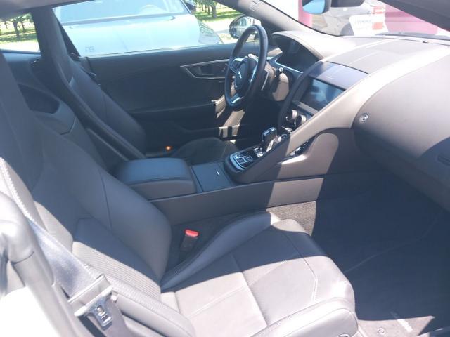 Jaguar F-Type R-DYNAMIC 2.0 P300 R-Dyn DesignP LederP 20Z 