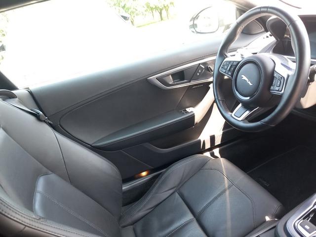 Jaguar F-Type R-DYNAMIC 2.0 P300 R-Dyn DesignP LederP 20Z 