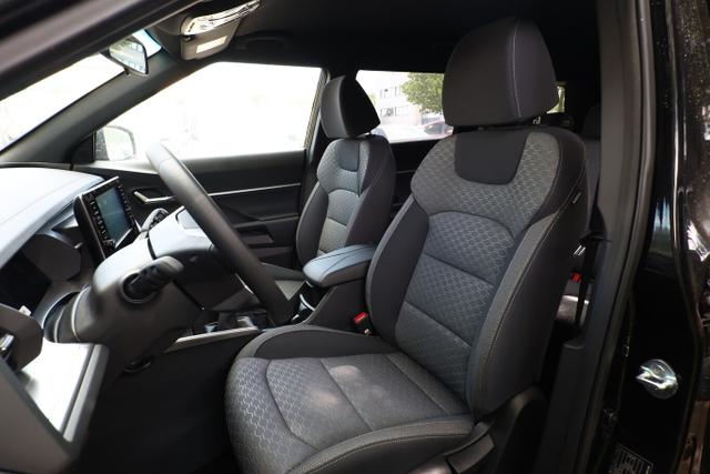 KGM Torres 1.5 T-GDi 163 LED Kam PDC 9"-DAB CarPlay 
