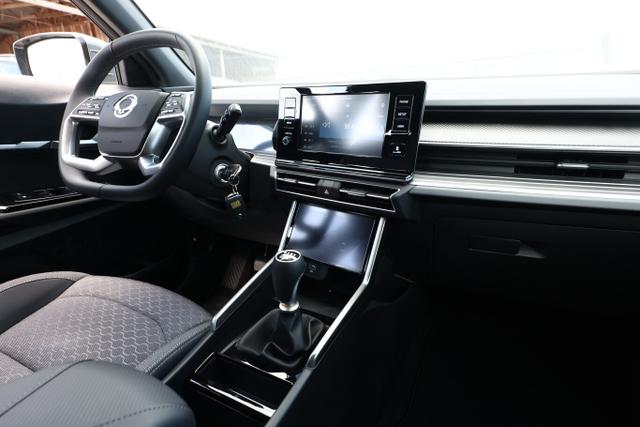 KGM Torres 1.5 T-GDi 163 LED Kam PDC 9"-DAB CarPlay 