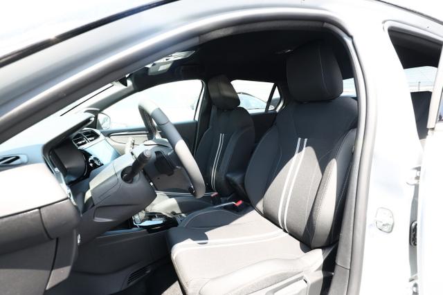 Opel Corsa 1.2 110 MHEV eDCT GS InfotP Nav SHZ PDC 