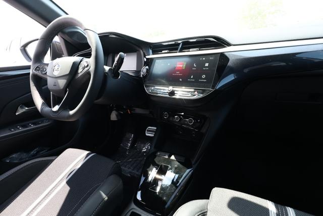 Opel Corsa 1.2 110 MHEV eDCT GS InfotP Nav SHZ PDC 