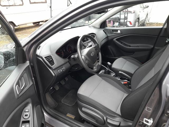 Hyundai i20 Style 1.0 120 Nav PDC Kam Temp CarPlay 16Z 