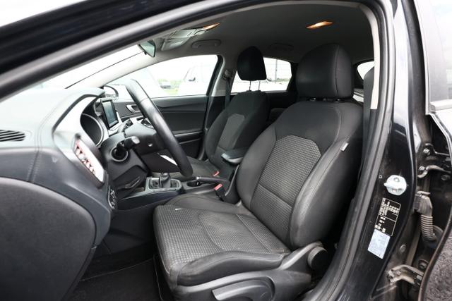 Kia Ceed Edition 7 Limited 1.4 99 PDC SHZ 