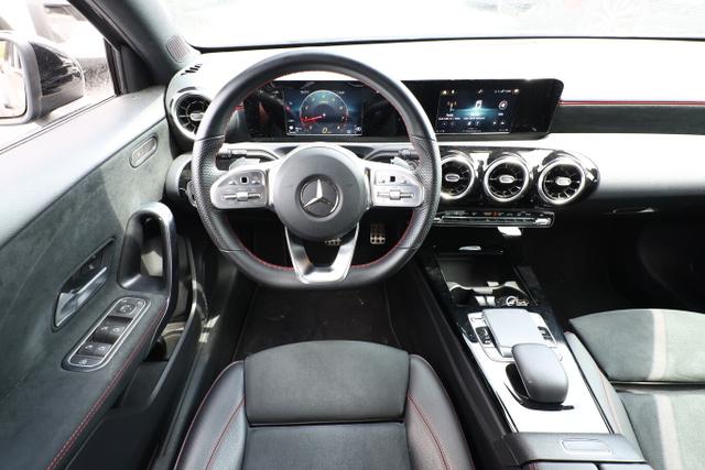 Mercedes-Benz A-Klasse AMG Line A 200 DCT LED SHZ 