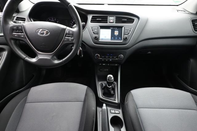 Hyundai i20 Style 1.0 120 Nav PDC Kam Temp CarPlay 16Z 