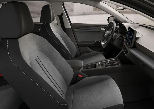 Seat Leon Style 1.5 eTSI 115 DSG SHZ 3ZClim Kam ACC 