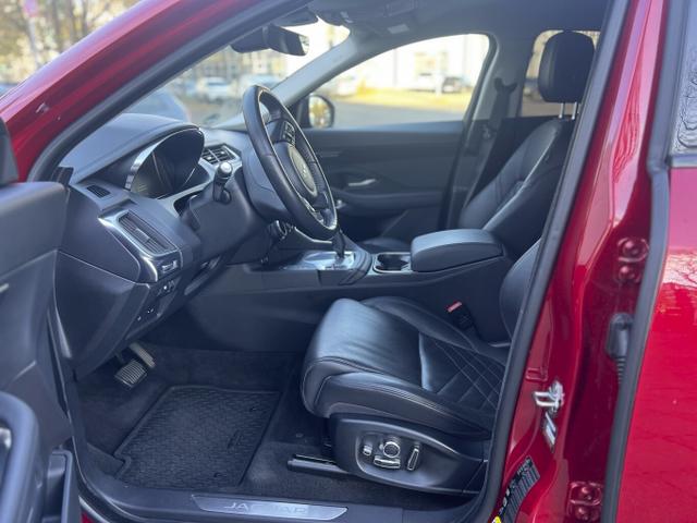 Jaguar E-Pace HSE P250 AWD Leder LED Nav EHK ACC Kam 