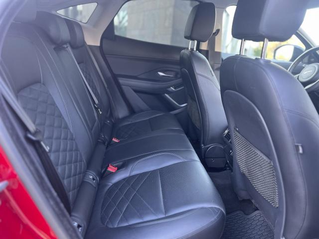 Jaguar E-Pace HSE P250 AWD Leder LED Nav EHK ACC Kam 