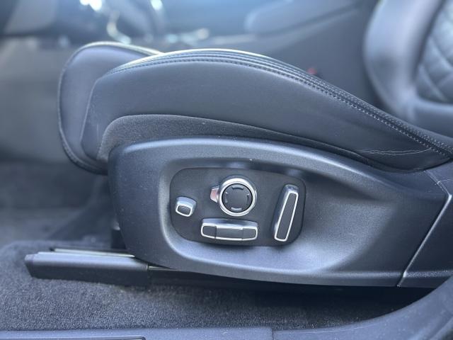 Jaguar E-Pace HSE P250 AWD Leder LED Nav EHK ACC Kam 
