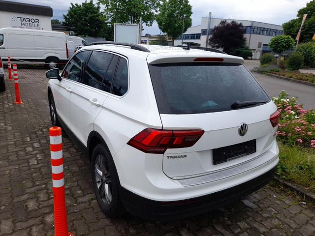 Volkswagen Tiguan Comfortline 2.0 TDI 150 DSG 4M AHK Nav 