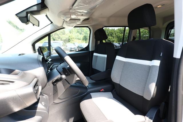 Berlingo PKW 130 EAT8 MAX Nav Keyl Kam PDC 16Z 