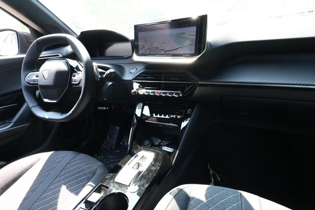 Peugeot 2008 MHEV 145 DSC6 Allure Nav Keyl ACC 360° SHZ 