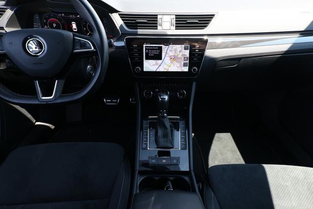Skoda Superb Combi Sportline 2.0 TSI 272 DSG 4x4 PanoD 