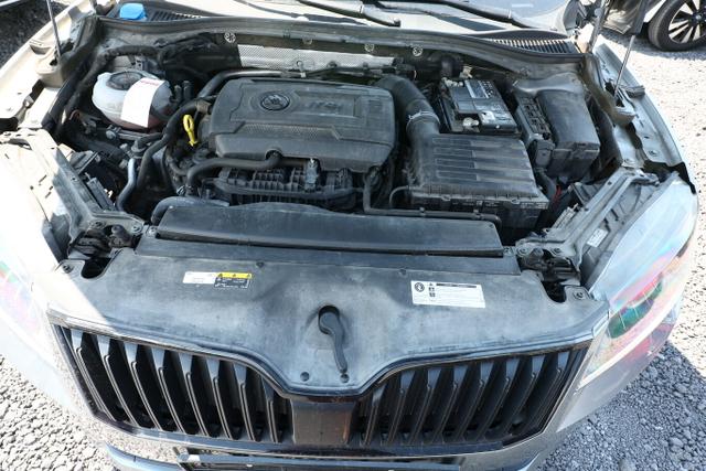 Skoda Superb Combi Sportline 2.0 TSI 272 DSG 4x4 PanoD 