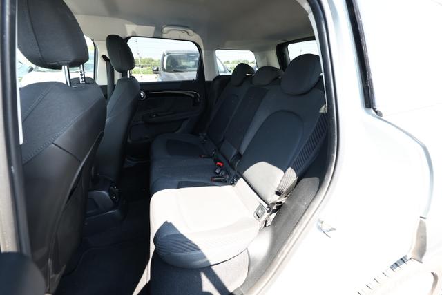 MINI Countryman Cooper SE ALL4 Steptr. Nav PDC LM17Z 