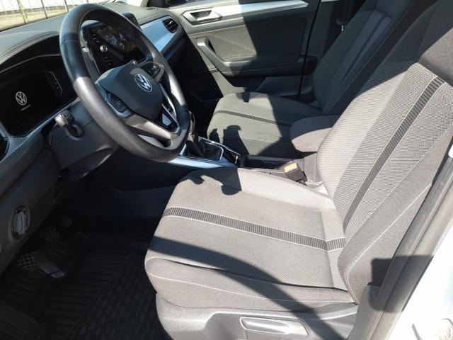 Volkswagen T-Roc Life 1.0 TSI 110 LED Nav AppCo DigCo LM17Z 