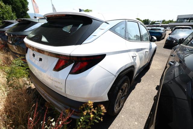 Hyundai TUCSON 1.6 HEV 215 DCT LED Nav Kam PDC Keyl LFA 