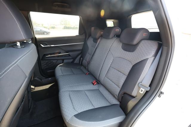 KGM Torres 1.5 T-GDi 163 LED Kam PDC 9"-DAB CarPlay 
