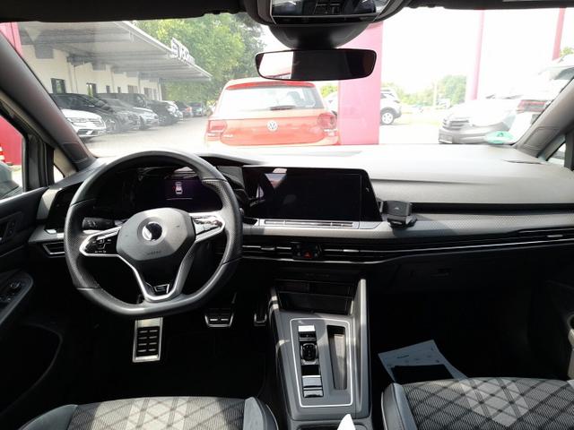 Volkswagen Golf R-Line VIII 1.5 eTSI 150 DSG Pano Nav AppCo 