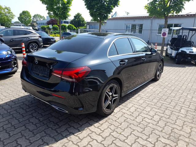 Mercedes-Benz A-Klasse AMG Line A 200 Lim Nav SHZ ParkAs LM18Z LED KeyL 
