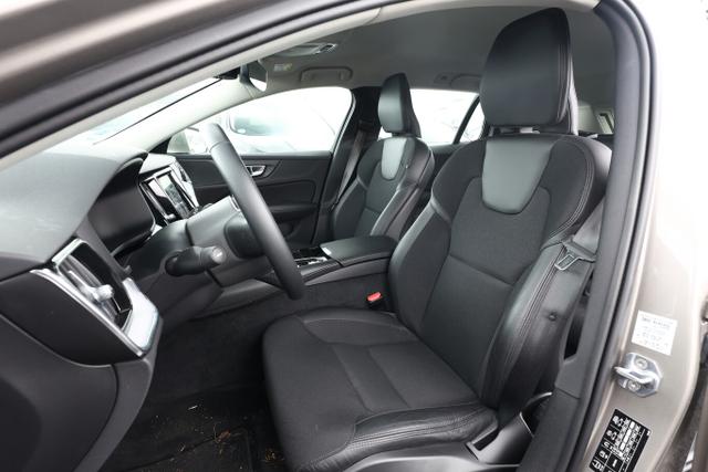Volvo V60 Inscription Expression T6 Twin Engine 340 Aut. AWD Momentum Pro LED 
