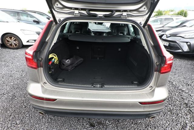 Volvo V60 Inscription Expression T6 Twin Engine 340 Aut. AWD Momentum Pro LED 